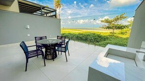 Apartamento básico | Vista da sacada