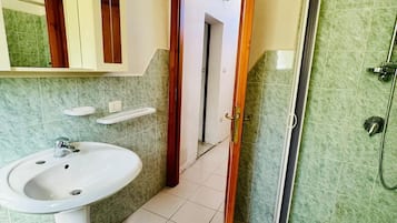 Apartment | Badezimmer
