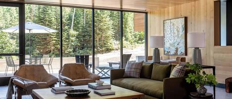 Téléviseur connecté, foyer