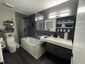Hair dryer, towels, soap, shampoo - Zen Den with Pool! (Las Vegas)