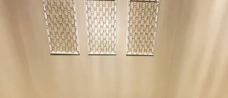 4 chambres, fer et planche à repasser, Wi-Fi, draps fournis