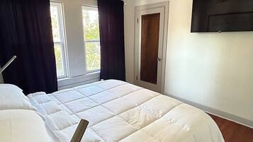 2 chambres, fer et planche Ă repasser, accĂšs Internet, draps fournis