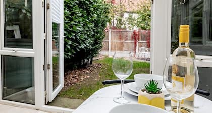 Pass the Keys | Cosy home | Basildon | Ideal for contractors