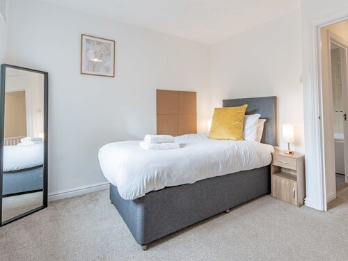 Pass the Keys | Cosy home | Basildon | Ideal for contractors