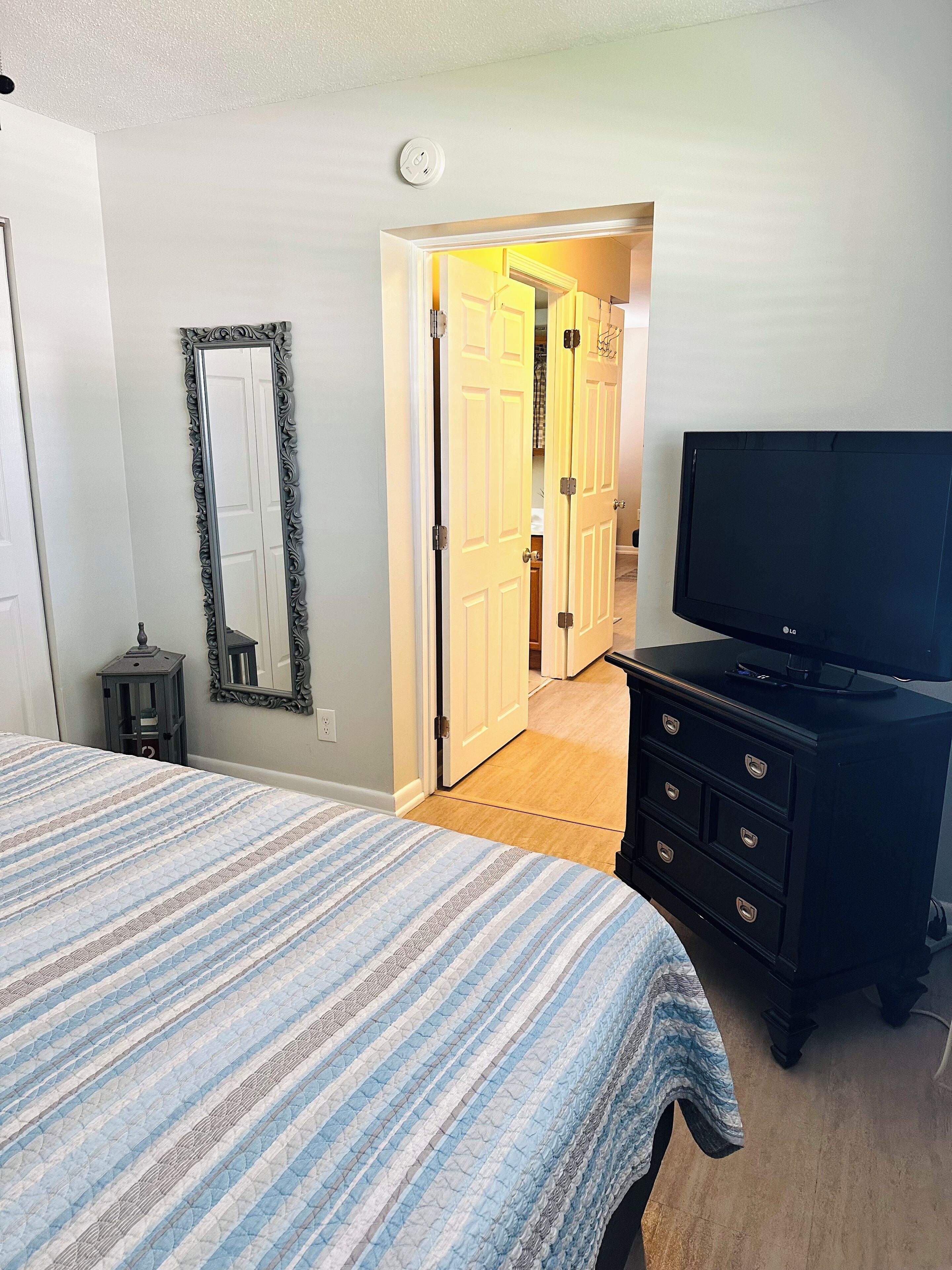 1 soverom, strykejern/-brett, wi-fi og sengetøy