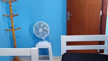 WiFi, bed sheets
