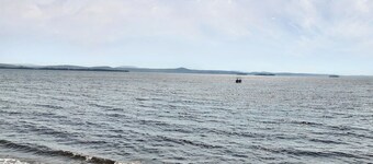 Grand Isle Lakehouse with Hot Tub