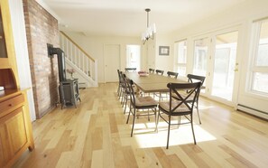 Dining - Grand Isle Lakehouse with Hot Tub (Grand Isle)