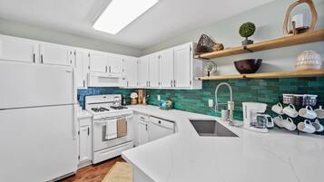 Microwave, oven, stovetop, dishwasher