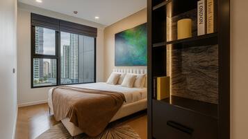 Apartemen Bulan Madu, 1 kamar tidur, balkon, pemandangan kota | Seprai antialergi, minibar, dan didekorasi berbeda-beda