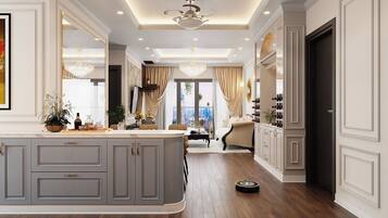 Junior appartement, 2 slaapkamers, balkon, uitzicht op de stad | Hypoallergeen beddengoed, een minibar, individueel gedecoreerd