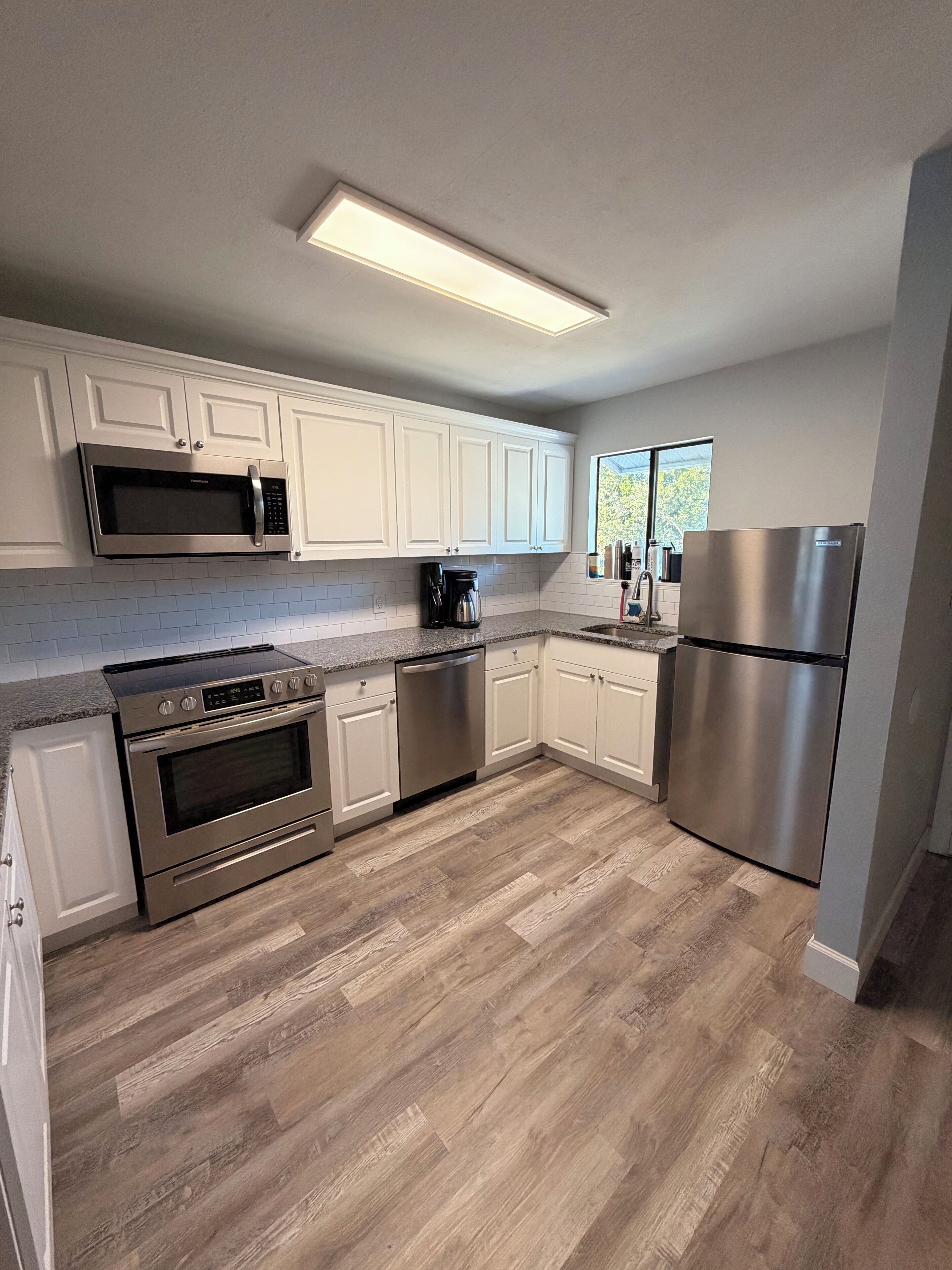 微波炉、烤箱、炉灶、洗碗机