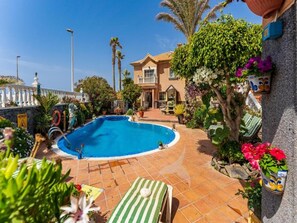 Apartment | Pool | Outdoor pool, a heated pool - Apartment With Garden Views (Granadilla de Abona)