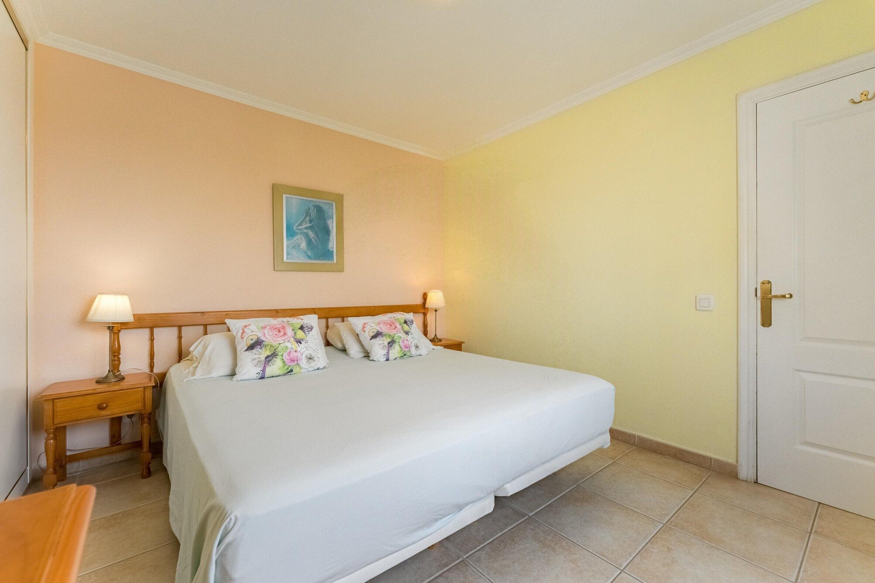 Apartamento | 2 dormitorios, tabla de planchar con plancha, ropa de cama