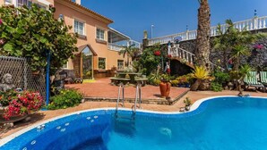Apartment | Pool | Outdoor pool, a heated pool - Apartment With Garden Views in El Medano (Granadilla de Abona)