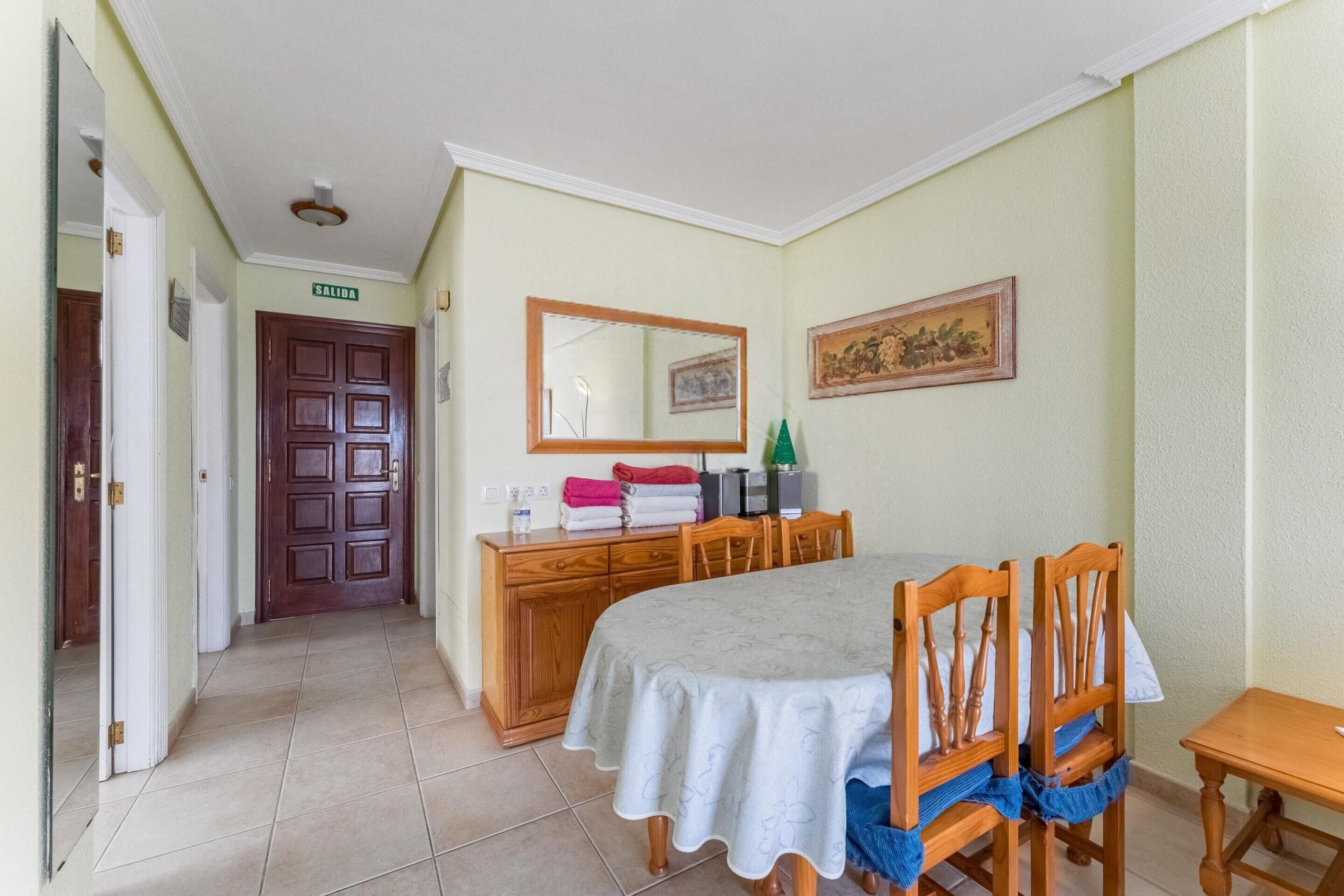 Apartment | Dining