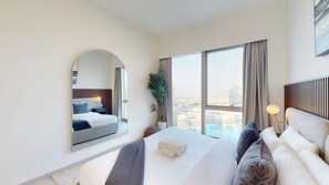 Iron/ironing board, WiFi, bed sheets - Chic 2 Bedroom l Fountain & Burj Khalifa View (Downtown Dubai)