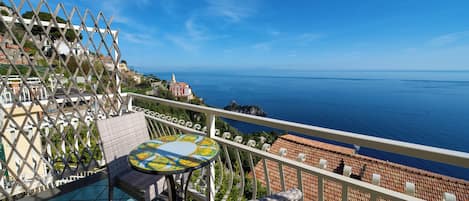 Superior-Doppel- oder -Zweibettzimmer, Meerblick | Blick von der Unterkunft