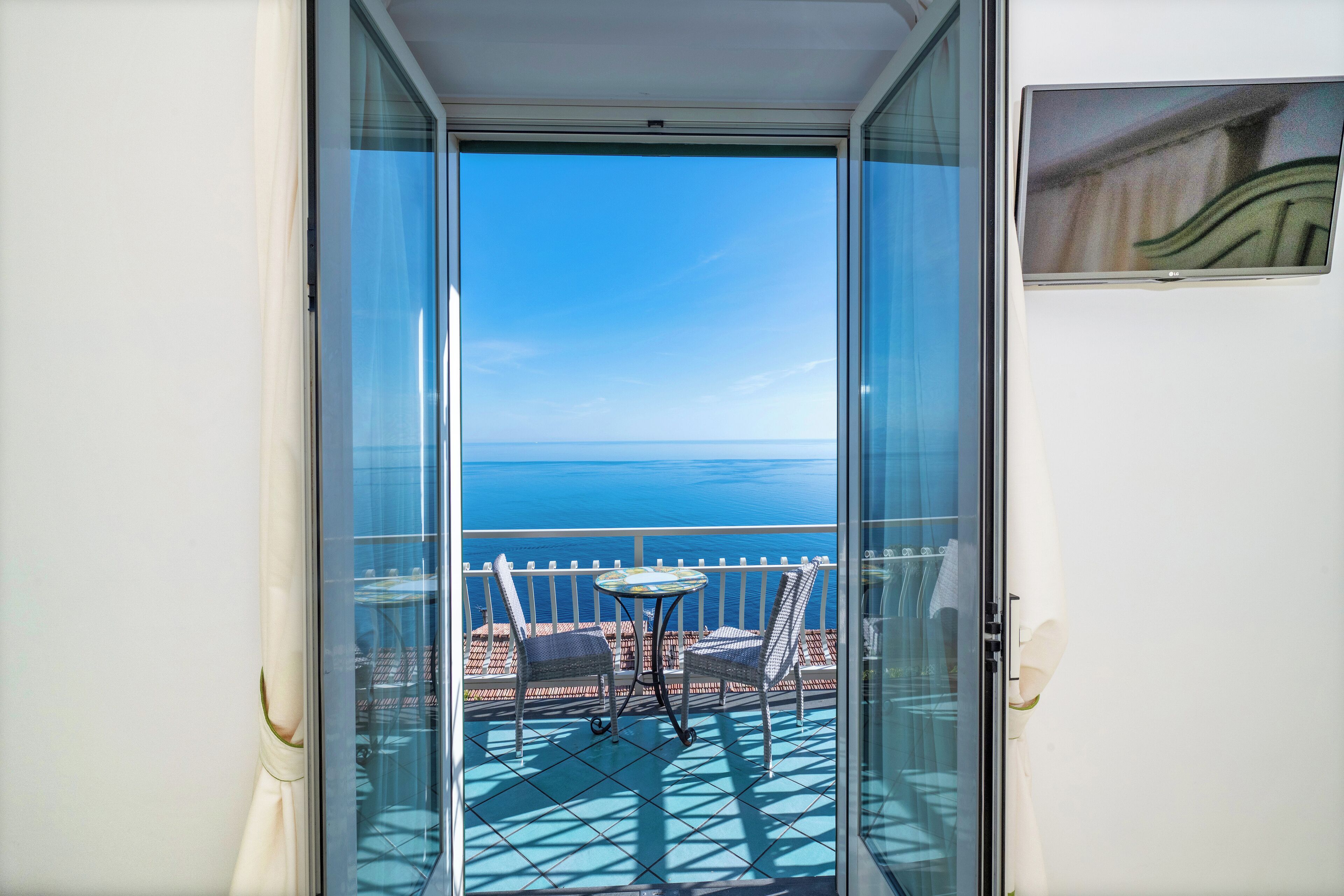 Superior Double or Twin Room, Sea View | Terrace/patio