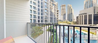 Chic l 2 Bedroom l Pool View l Creek Harbour
