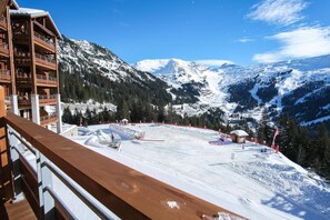 Property grounds - Wifi, view mountain, fitness, swimming pool, sauna, hammam, tv, ski locker, 20m², Flaine (Flaine)