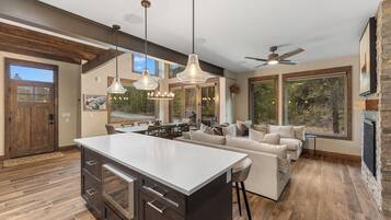 Apartment (3 Bedrooms) | Exterior