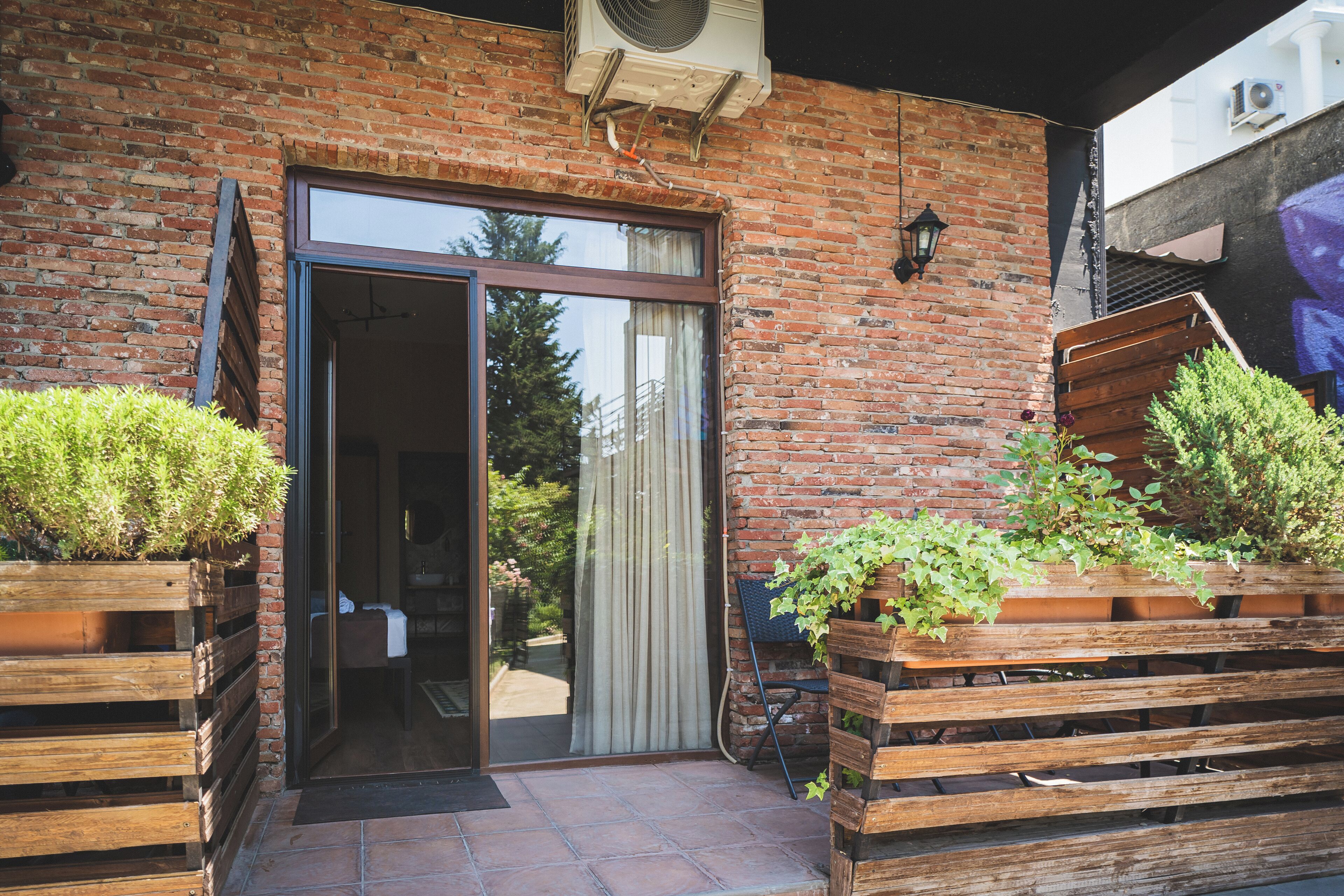 Departamento familiar, vista al jardín | Tabla de planchar con plancha y wifi gratis 