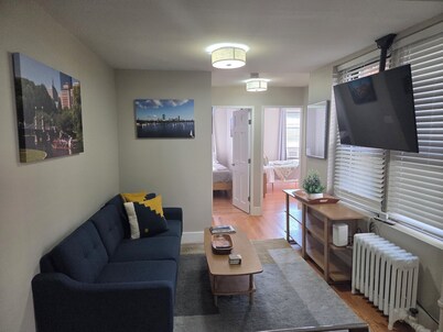 Beacon Hill 2brm/1.5bath