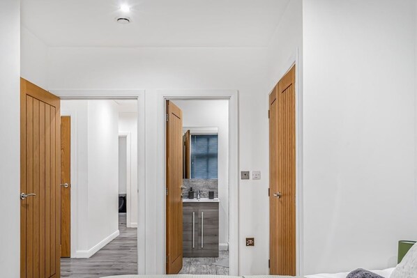 2 室のベッドルーム、インターネット