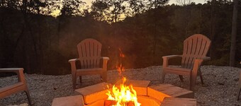 Luxury 6-Bedroom Mountain Lake Retreat with dock slip, Sleeps 18.