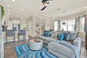 Smart-TV, bøker, PC-skjermer og printere