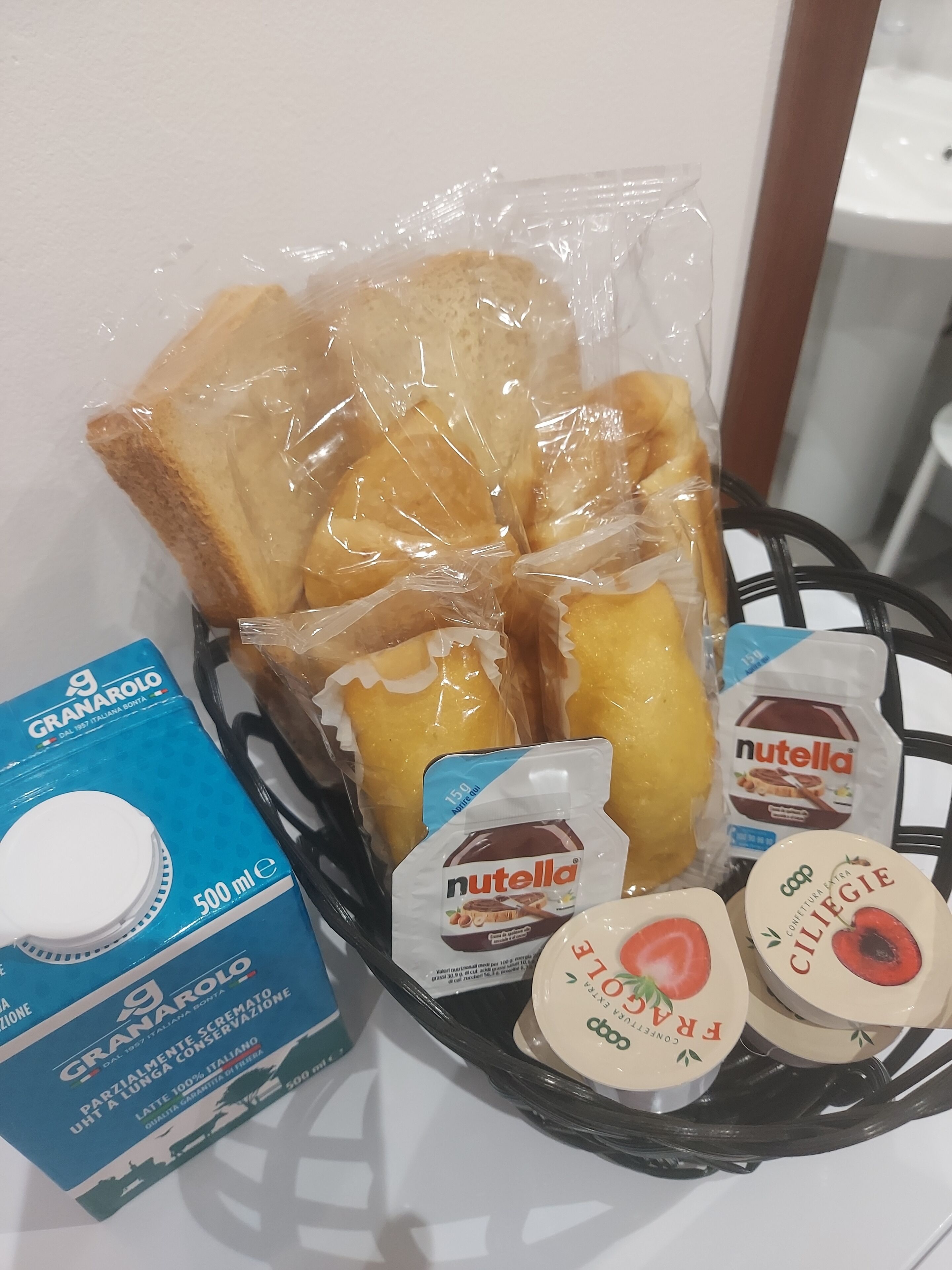 Skrivebord, arbejdsområde til bærbare computere, mørklægningsgardiner