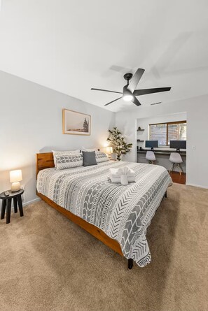 3 Schlafzimmer, Bügeleisen/Bügelbrett, kostenloses WLAN, Bettwäsche