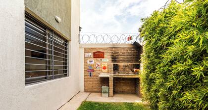 WiFi 100 MB • Cochera • Cuadras de Bodega La Abeja