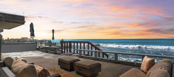 Sea Glass-Beach Road Villa!  On the SAND!  Luxury and relaxation! STR25-0022