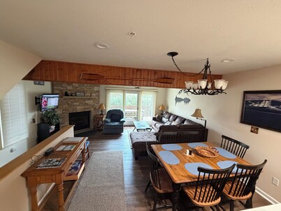Cozy Lake Access Home with Hot Tub