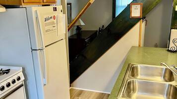 Microwave, oven, stovetop