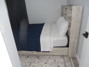 2 chambres, fer et planche à repasser, Wi-Fi, literie fournie