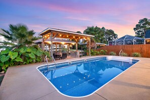 Et oppvarmet basseng