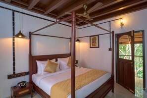Blackout drapes, iron/ironing board, free WiFi