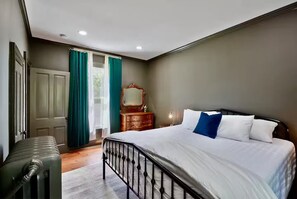 1 soveværelse, skrivebord, strygejern/strygebræt, gratis Wi-Fi