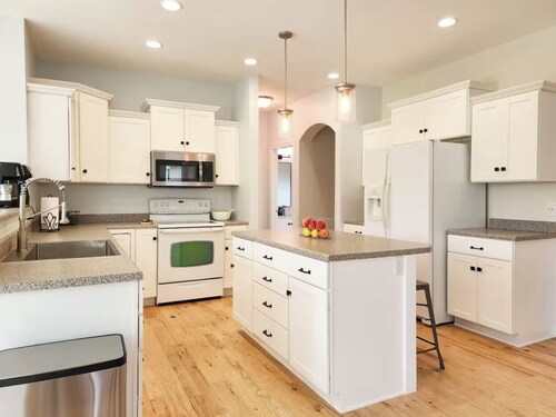 Spacious & Spectacular 4 Bedroom House