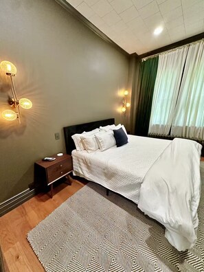 2 soveværelser, skrivebord, strygejern/strygebræt, gratis Wi-Fi