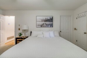 4 camere, ferro/asse da stiro, Wi-Fi gratuito, lenzuola