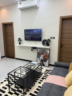 TV