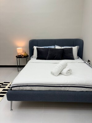 1 bedroom, iron/ironing board, WiFi, bed sheets