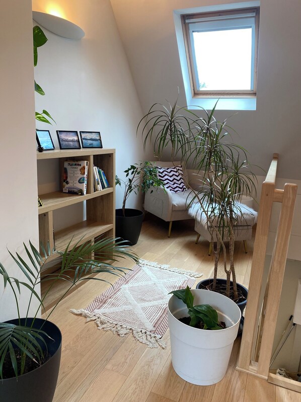 Interior - Country house on the edge of a wood (Villiers-le-Morhier)