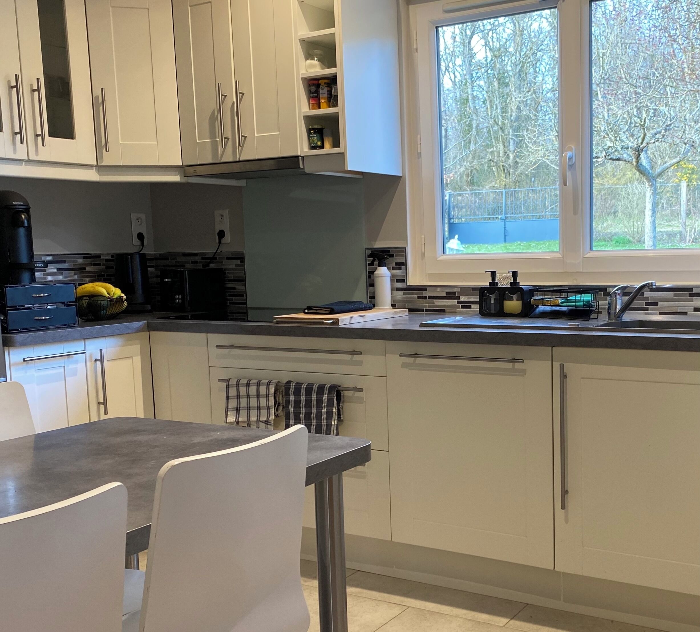 Micro-ondas, fogão, cooktop, lava-louças