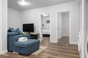 2 habitaciones, tabla de planchar con plancha y wifi gratis 