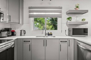 Microwave, oven, stovetop, dishwasher